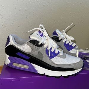 Nike Air Max Women’s size 7